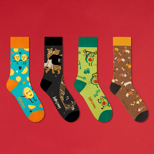Gift Box 4 pairs of socks "All Your Need Is Love"