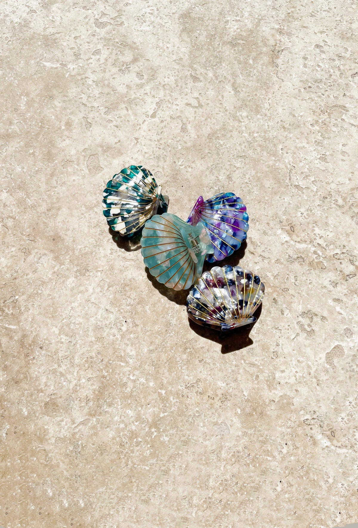 Fermaglio per capelli a forma di conchiglia blu