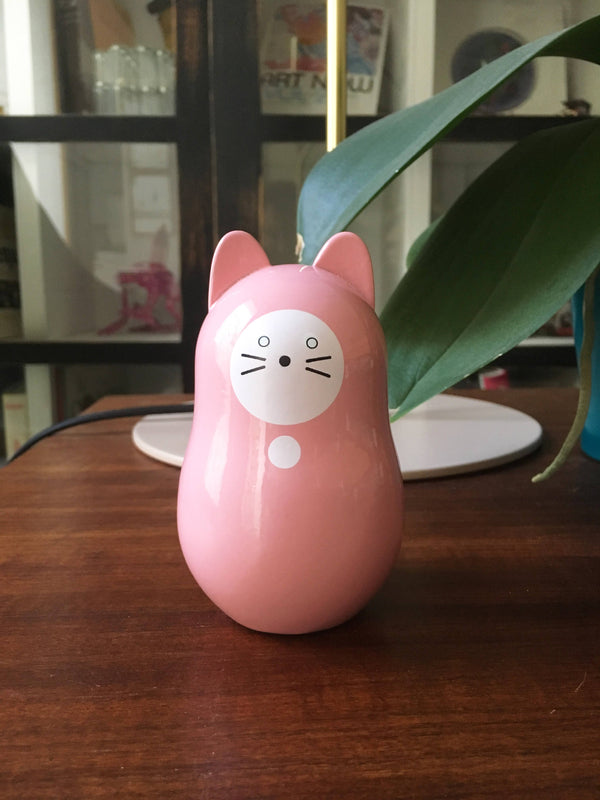 Daruma Rose Cat "Love"