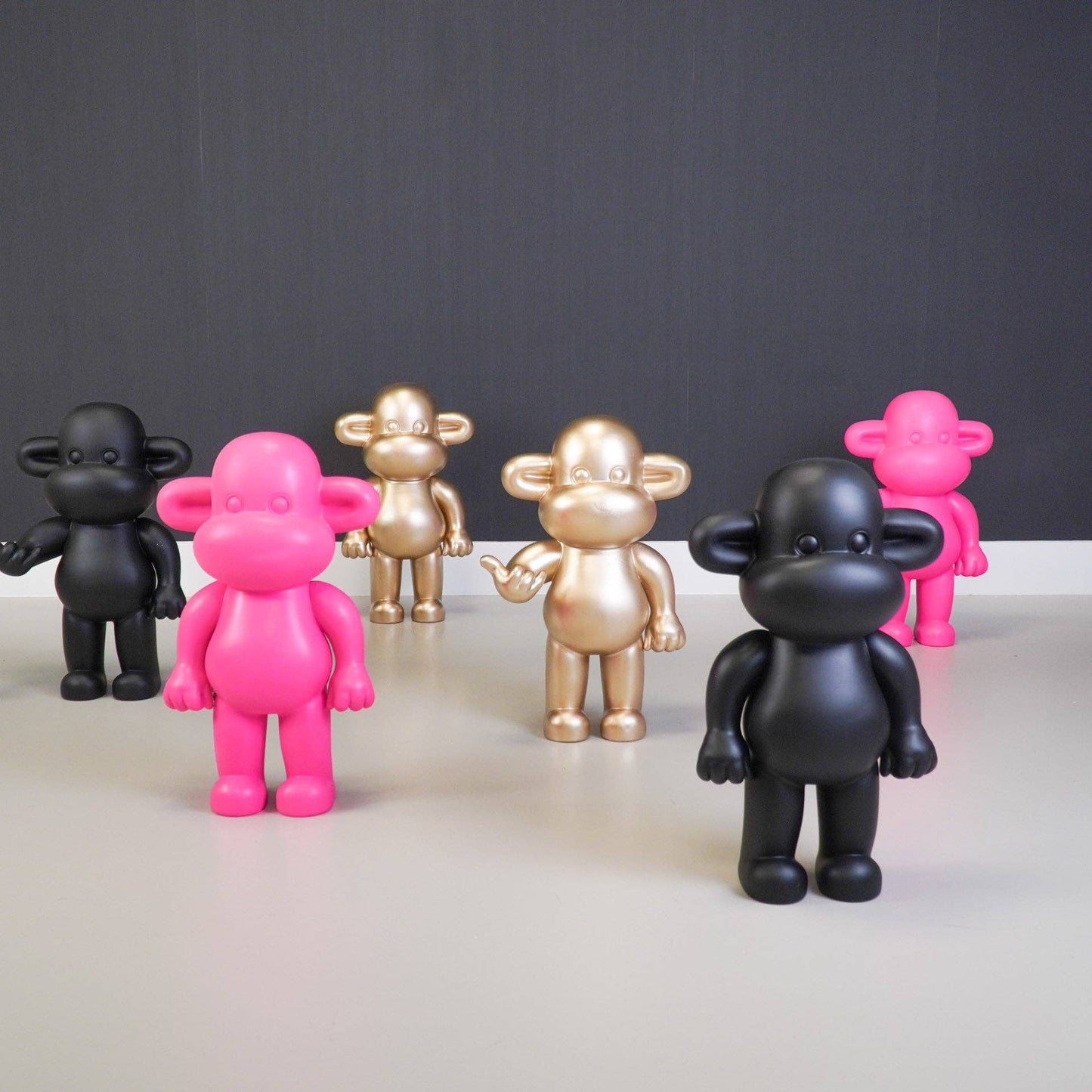 Ornament - Monkey Figurine 'The Legend' - Polyresin - Gold - 33x21x50cm