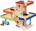 Garage à Voitures en Bois