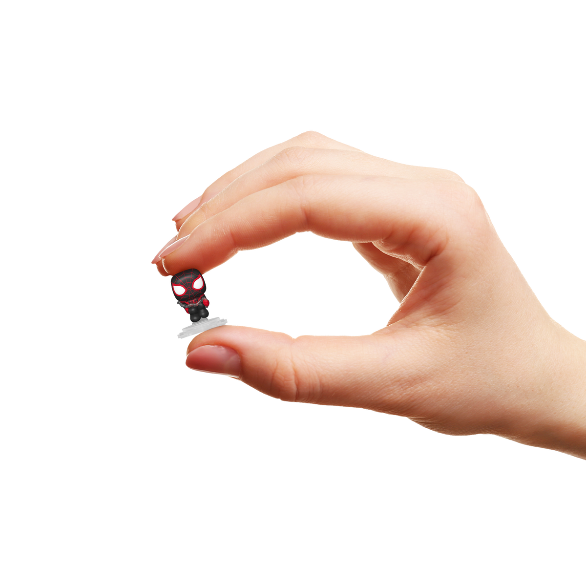 Bitty Pop! Miles Morales & Ghost-Spider 2-Pack – Miles Morales en main, visuel officiel Funko