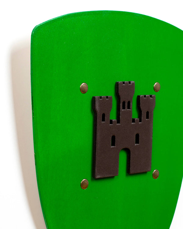 Small Kamelot plywood green shield with castle