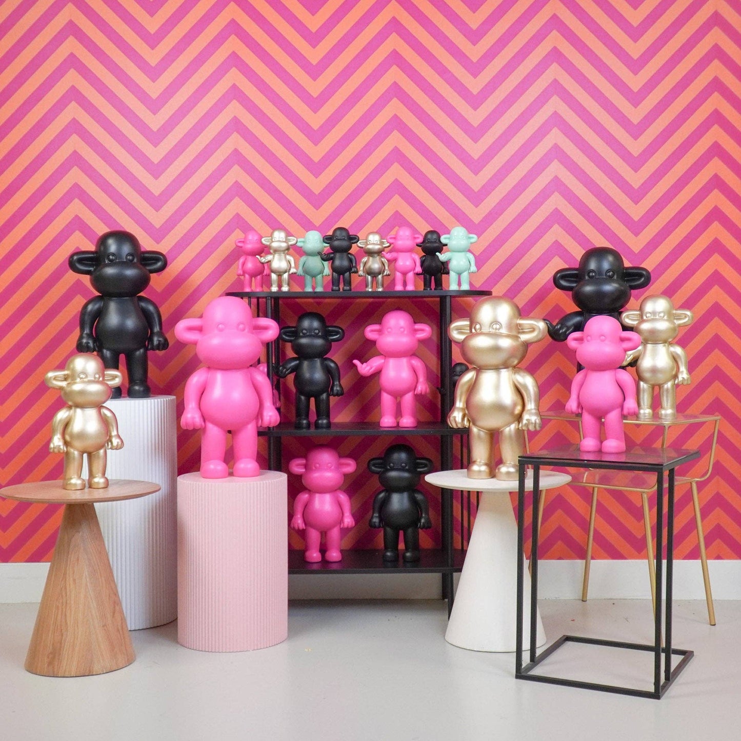 Ornament - Monkey Figurine 'The Legend' - Polyresin - Gold - 33x21x50cm