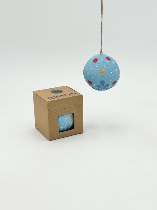 Papier-mâché Christmas bauble