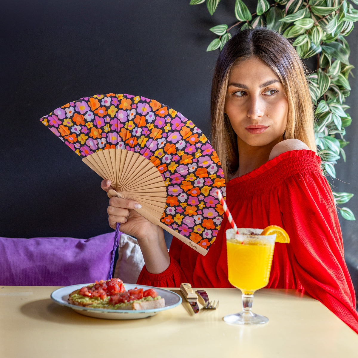 Vintage flower fan