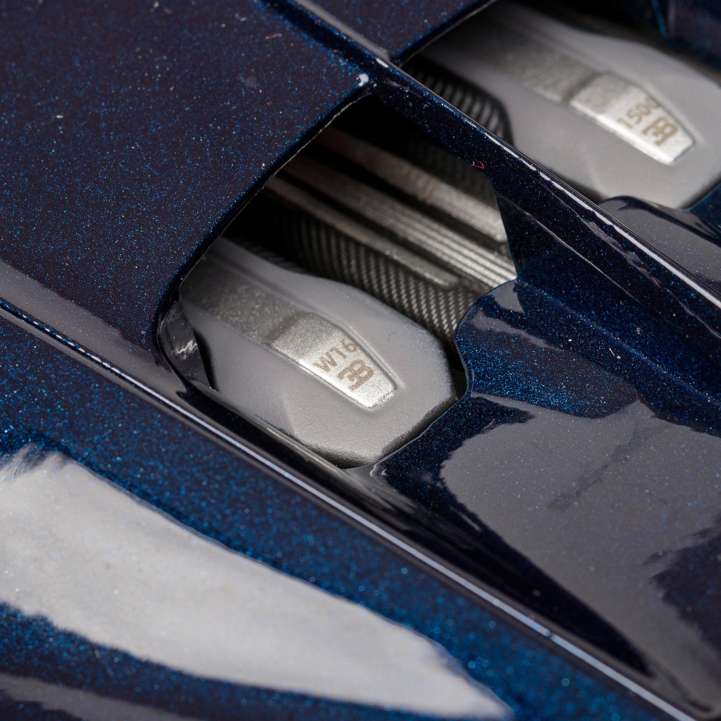 1:18 BUGATTI CHIRON BLUE
