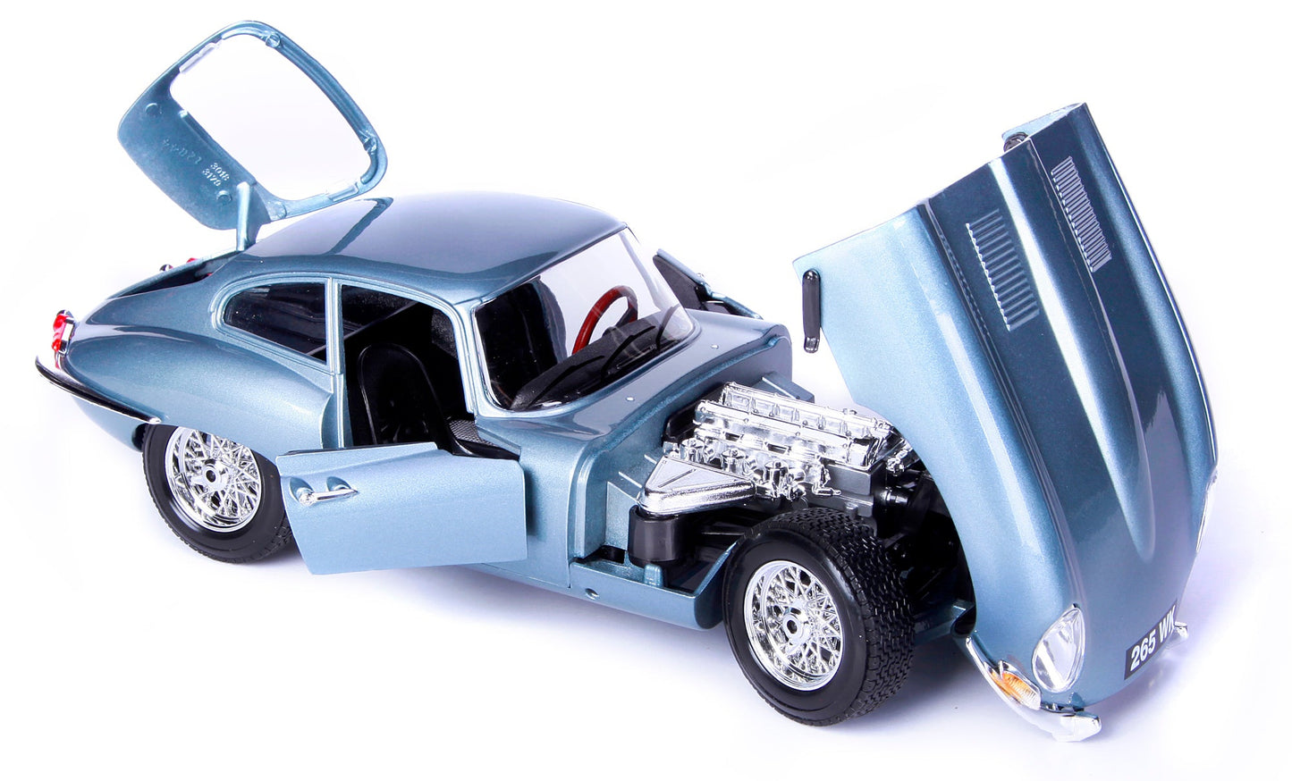 1:18 JAGUAR E-TYPE COUPE (1961)