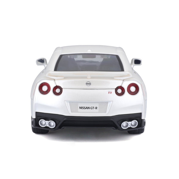 1:24 NISSAN GT-R 2017 WHITE