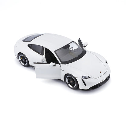 1:24 WHITE PORSCHE TAYCAN
