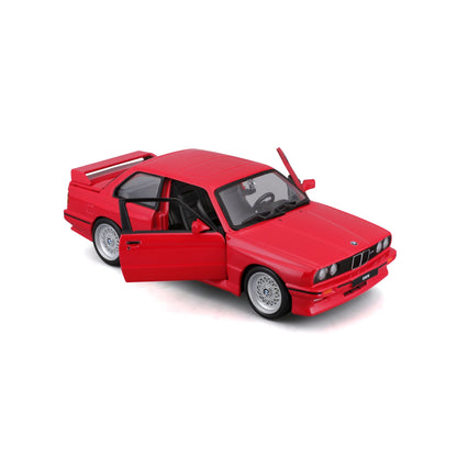 BMW M3 (E30) 1988 à l'échelle 1:24
