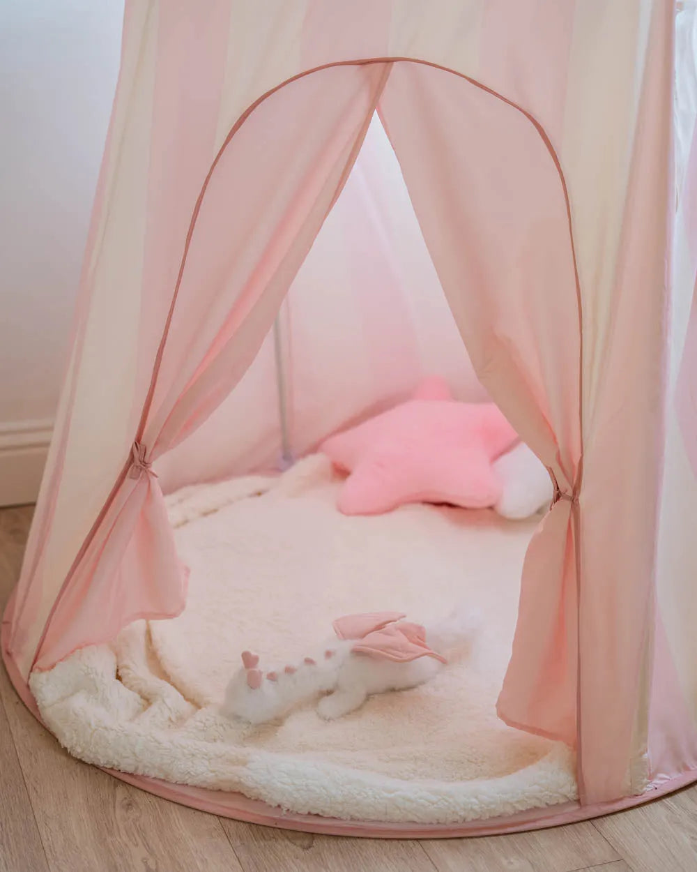 Bag + children's teepee tent pack
