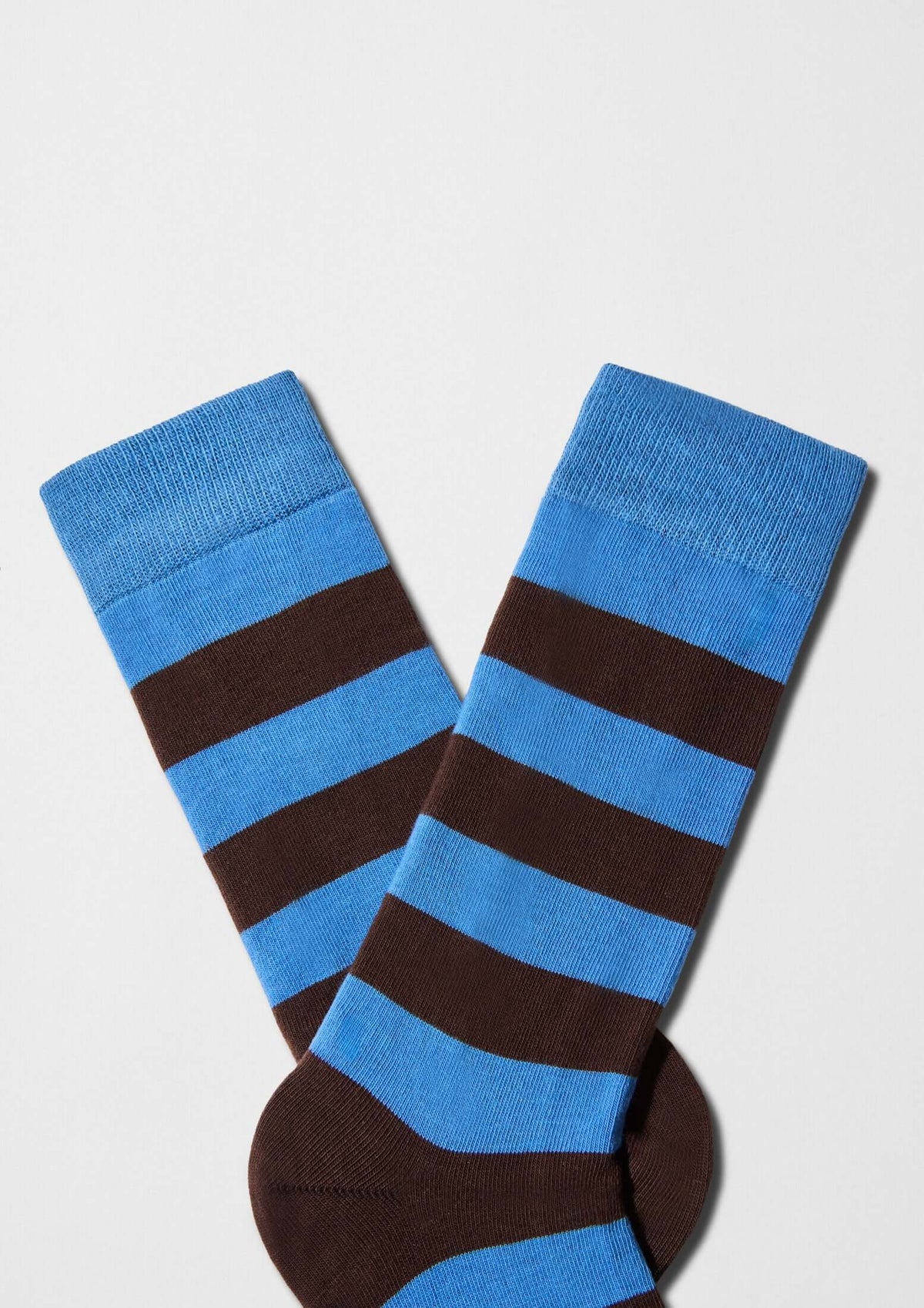 Patrón de rayas azul y marrón - BESOCKS - BeStripes Blue & Brown, calcetines cómodos y modernos.
