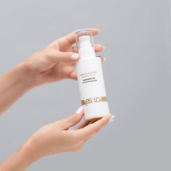 SENSUAL MASSAGE OIL with an intoxicating fragrance