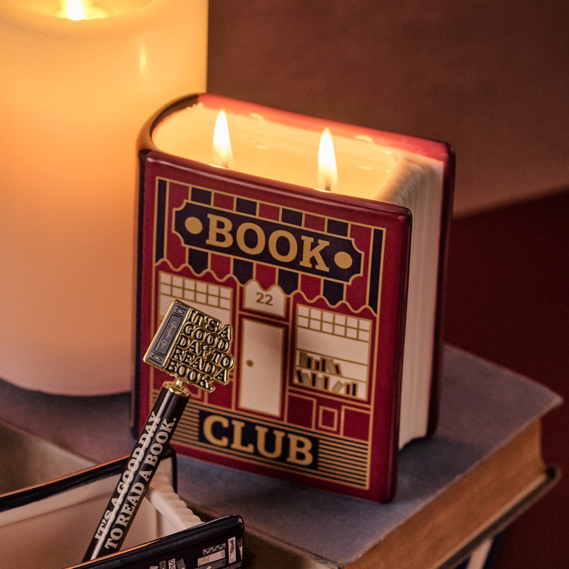 Bougie livre Pulteney Press - Book Club 10 cm