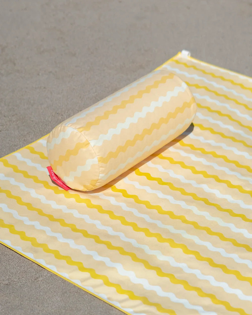 Inflatable microfiber beach cushion - BRISDA