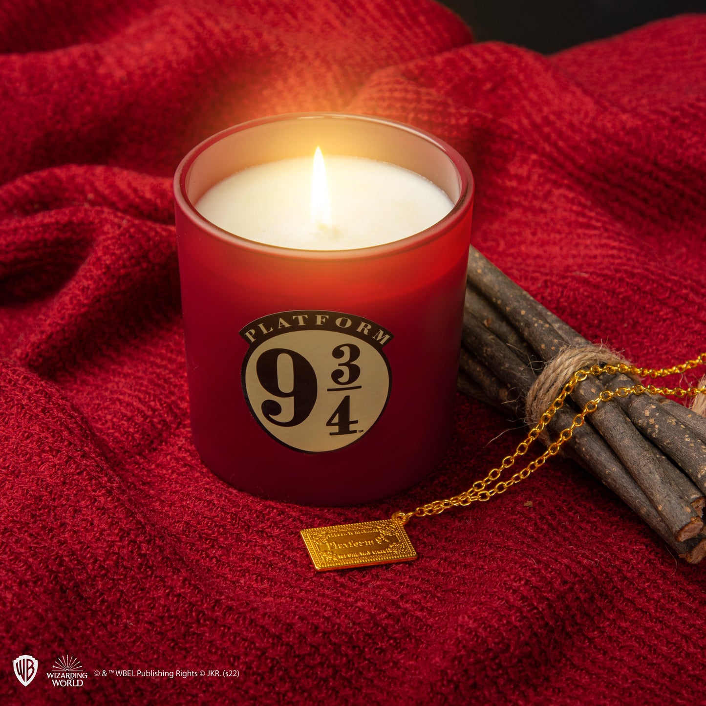 Scented Candle Platform 9¾ with Necklace