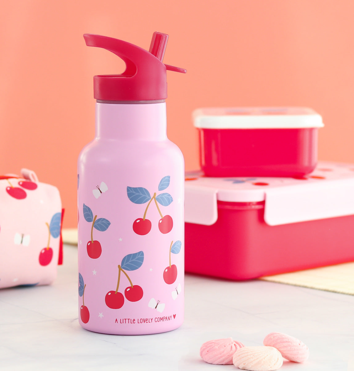 Gourde enfant en inox - Cerises – vue 4 – A Little Lovely Company