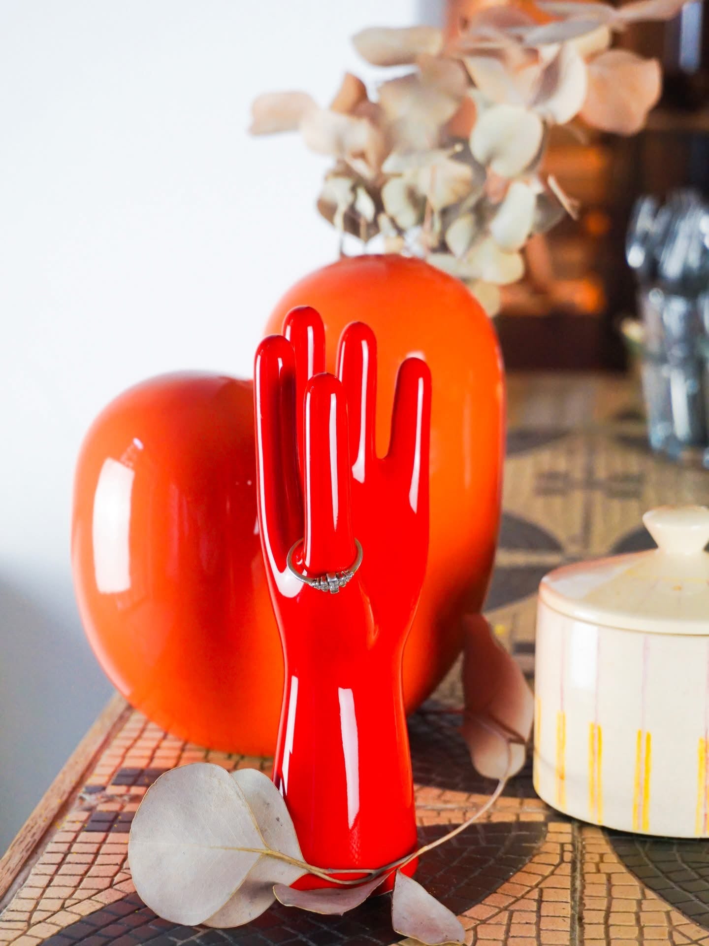 Sulcus Vase