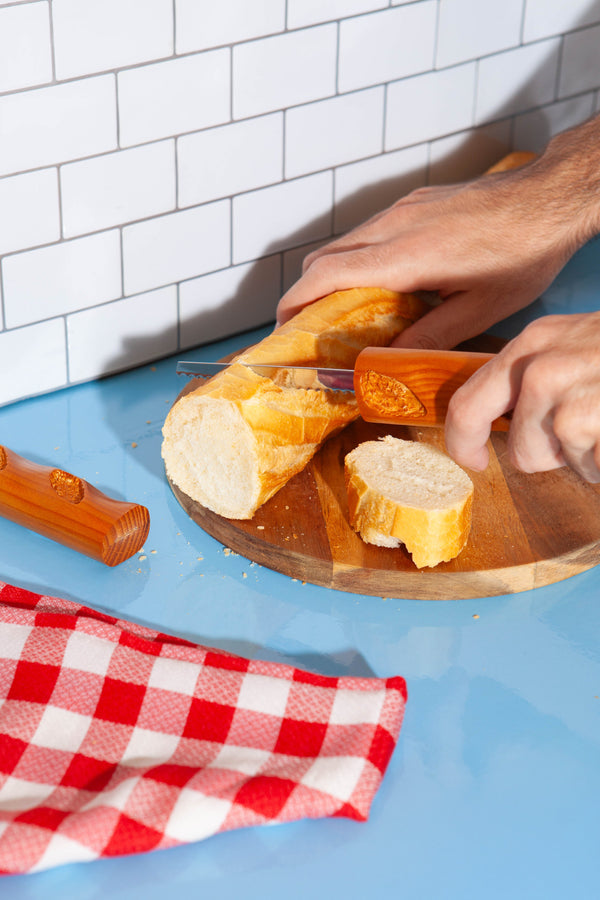 Bonjour couteau baguette