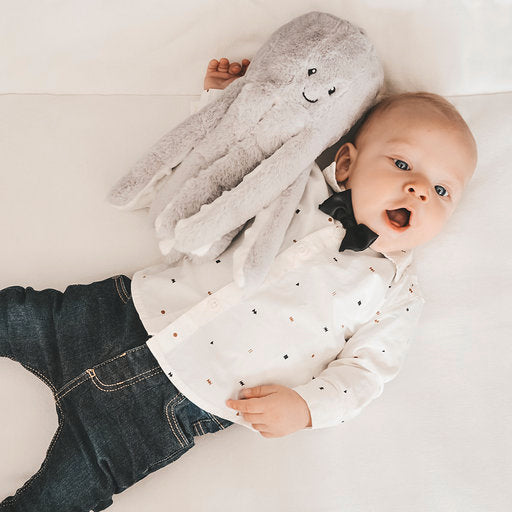 Olly white plush black noise