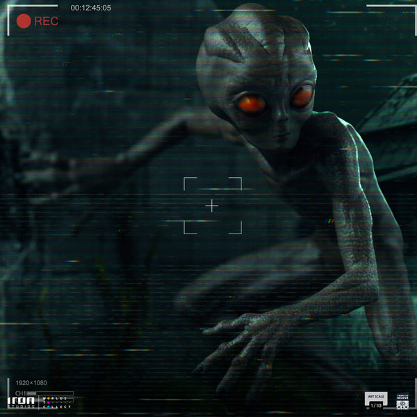 Pre-Order - ET Varginha Statue - I Want to Believe - Art Scale 1/10 - Iron Studios