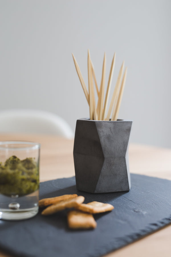 Pencil pot - facet collection