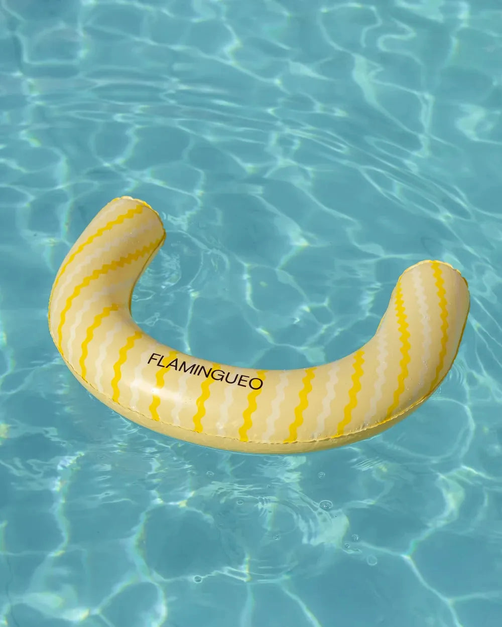 RIO - Multi-position pool float with backrest