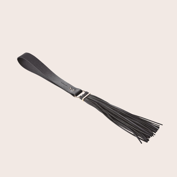 Maze Black Whip