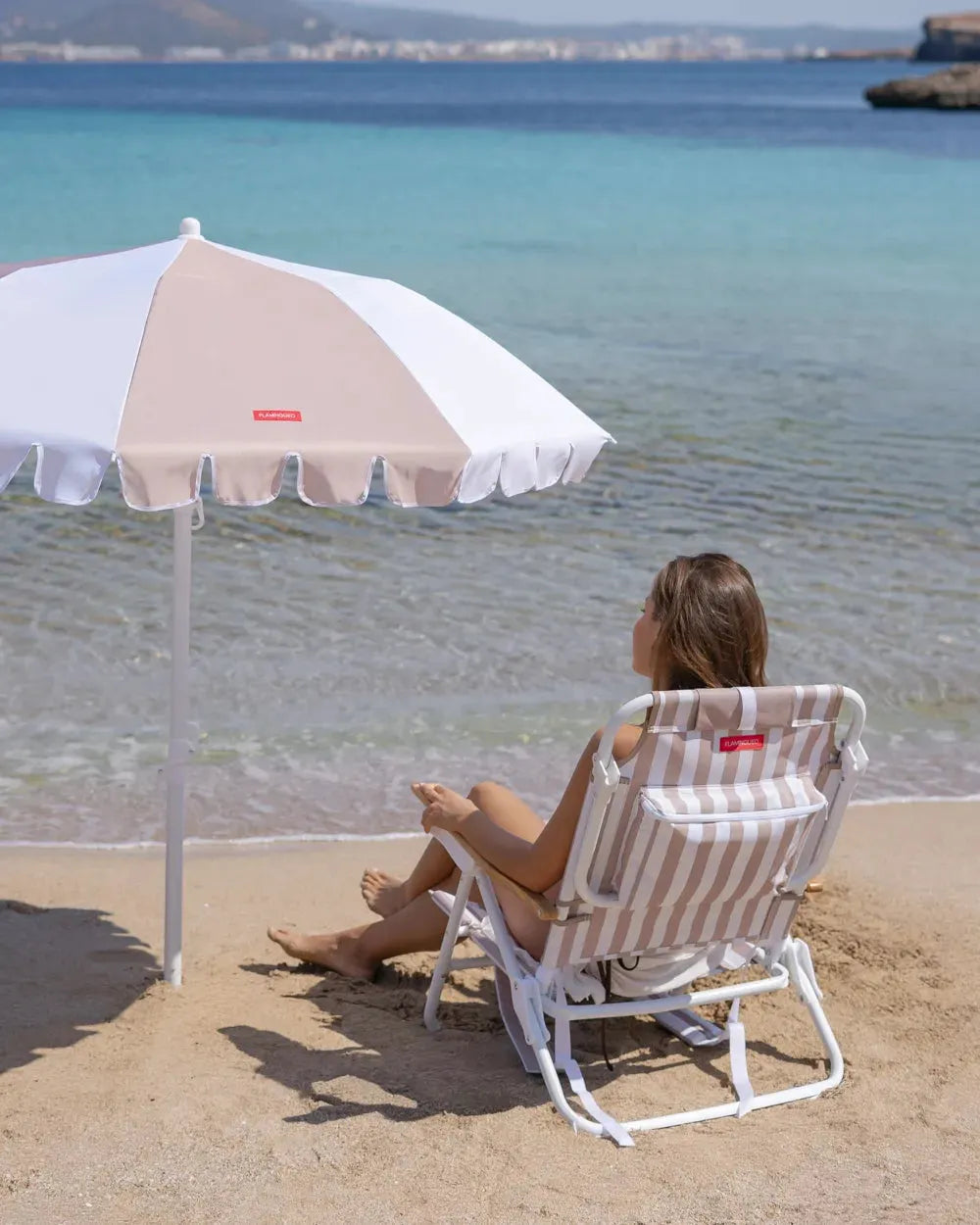 Reclining Beach Chair with Cooler – MISTRAL