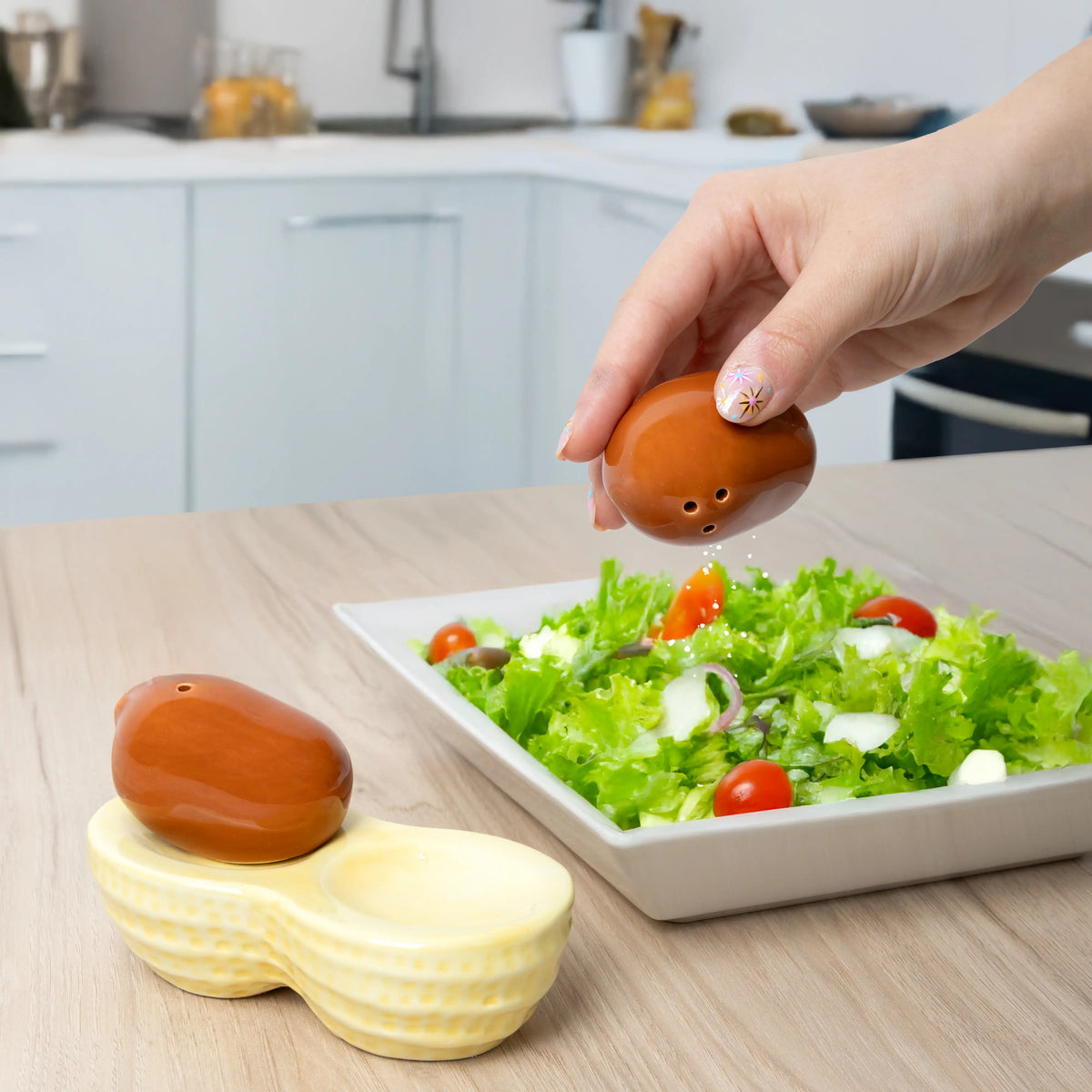 Salière et poivrière Cacahuètes