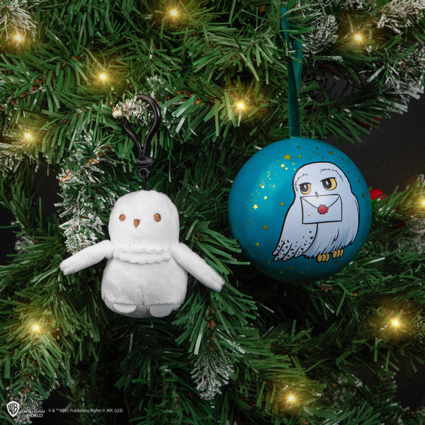 Christmas Capsule with Hedwig Plush Keychain