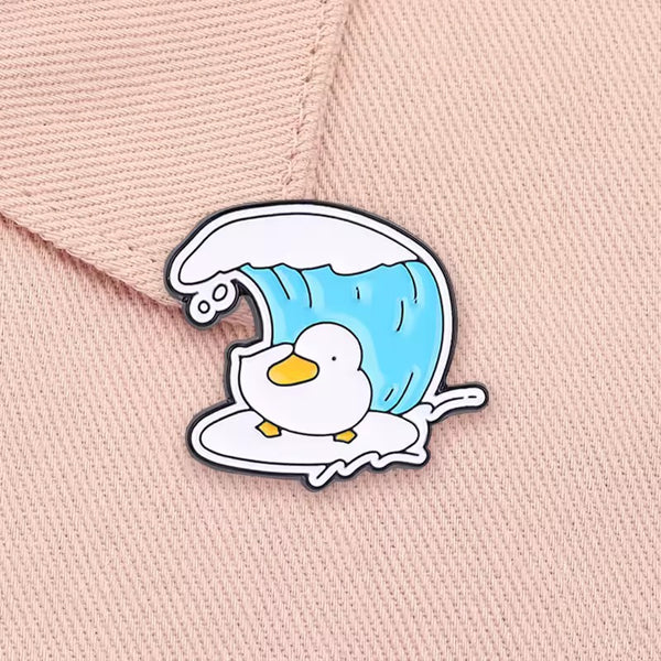 Photo produit - Pin’s Canard Surf