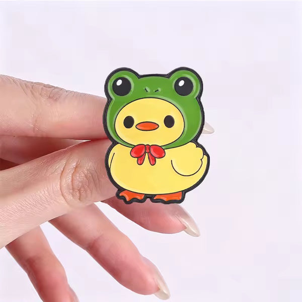 Photo produit - Pin’s Canard Jaune en Grenouille