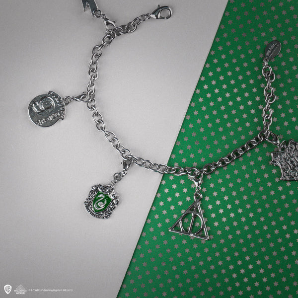 *Slytherin charm