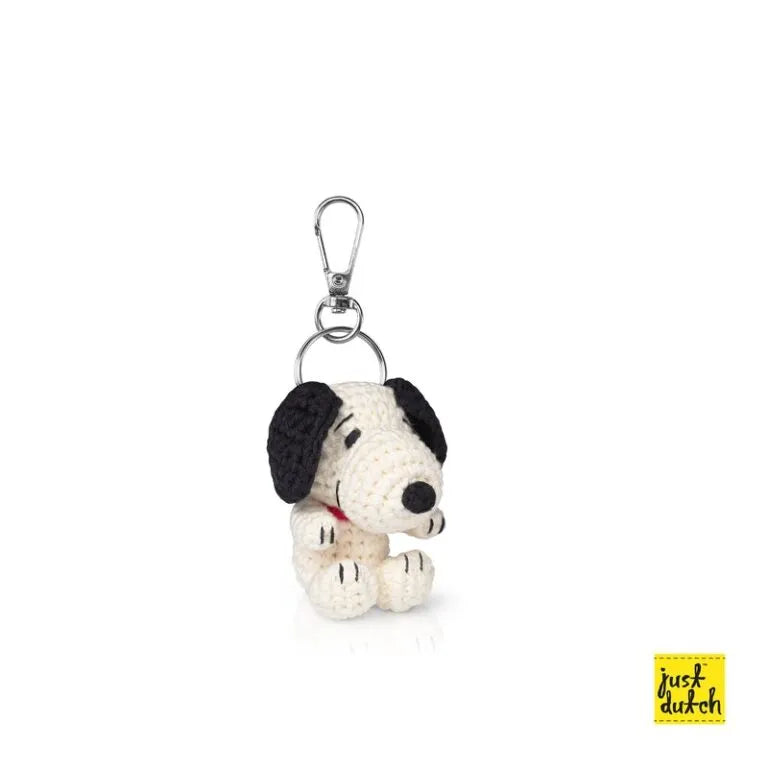 Snoopy Crochet Keychain – Peanuts