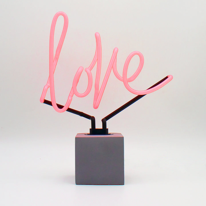 LOVE NEON LAMP