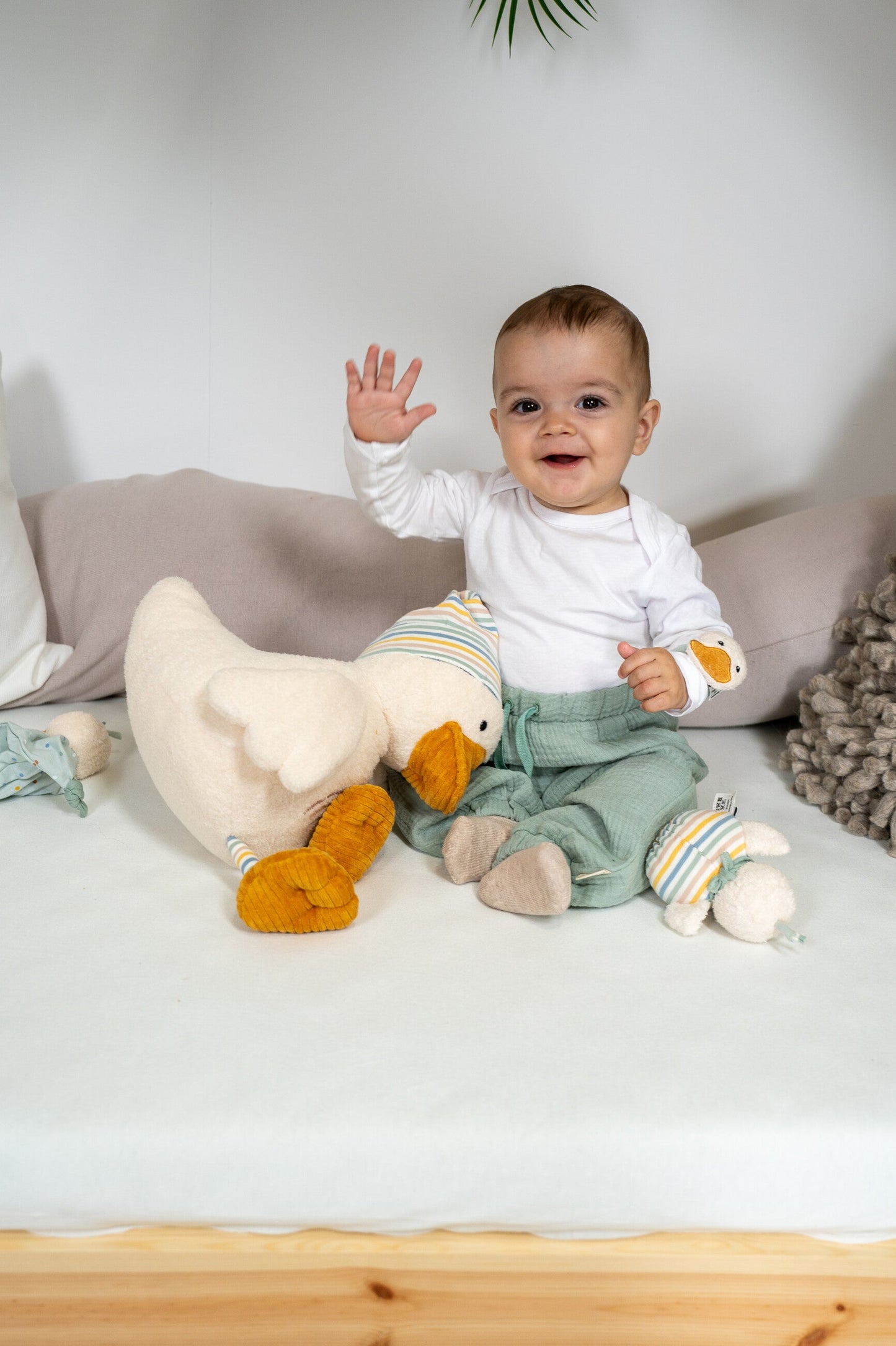 Edda the Duck Rattle Bracelet