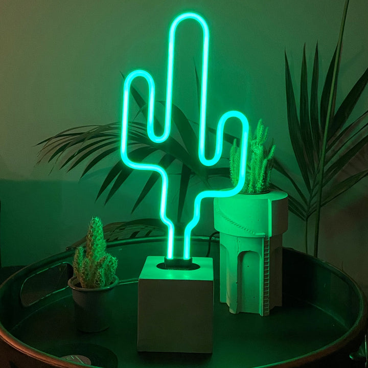 Neon cactus lamp