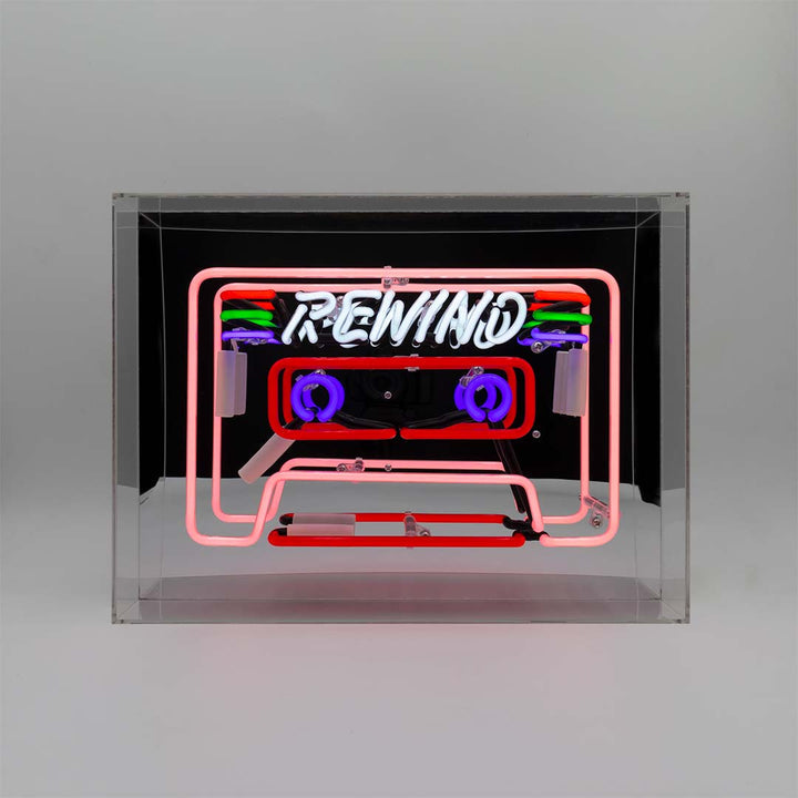 Cassetta al neon