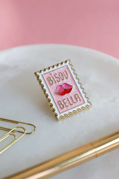 Kiss Bella - Pins