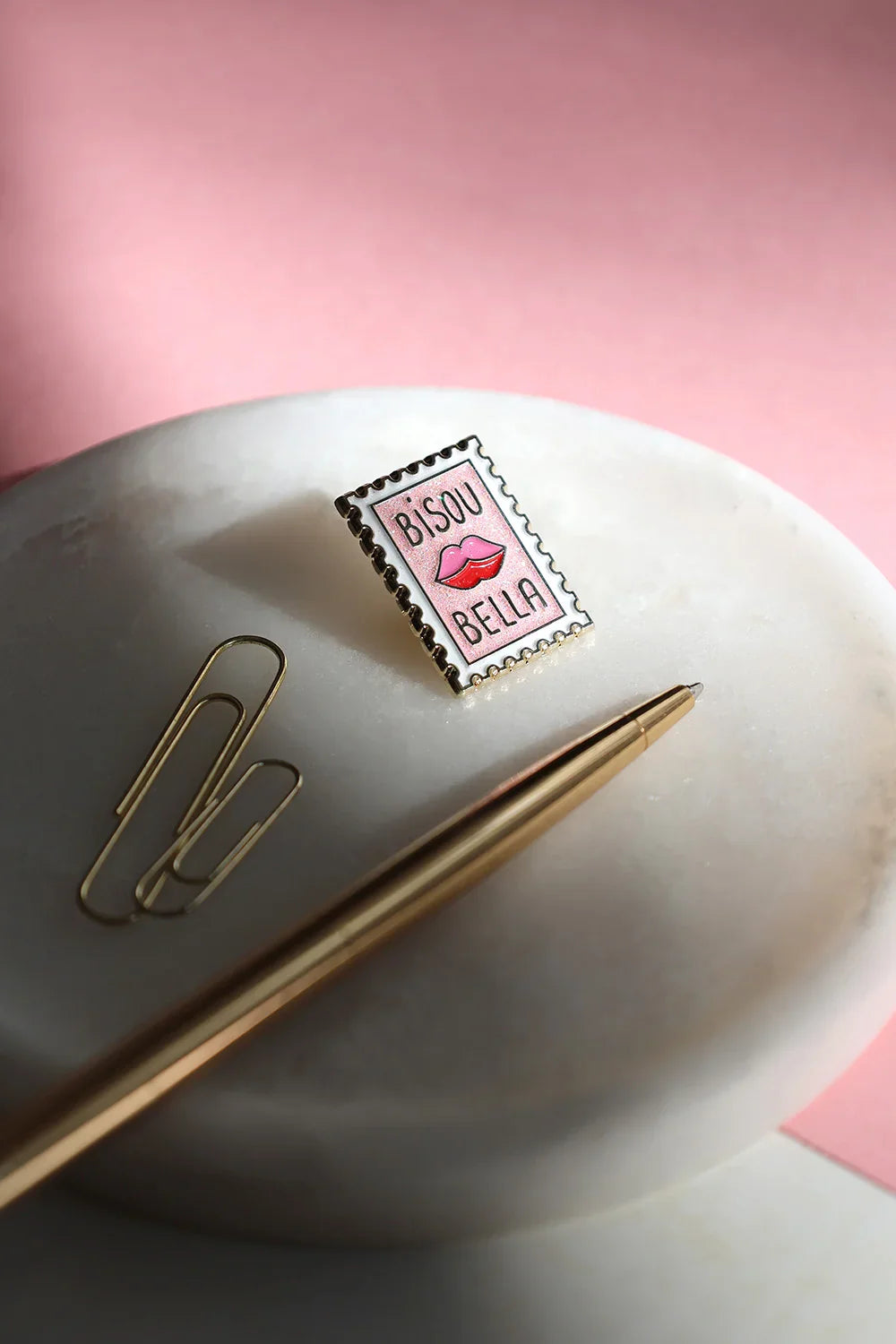Kiss Bella - Pins