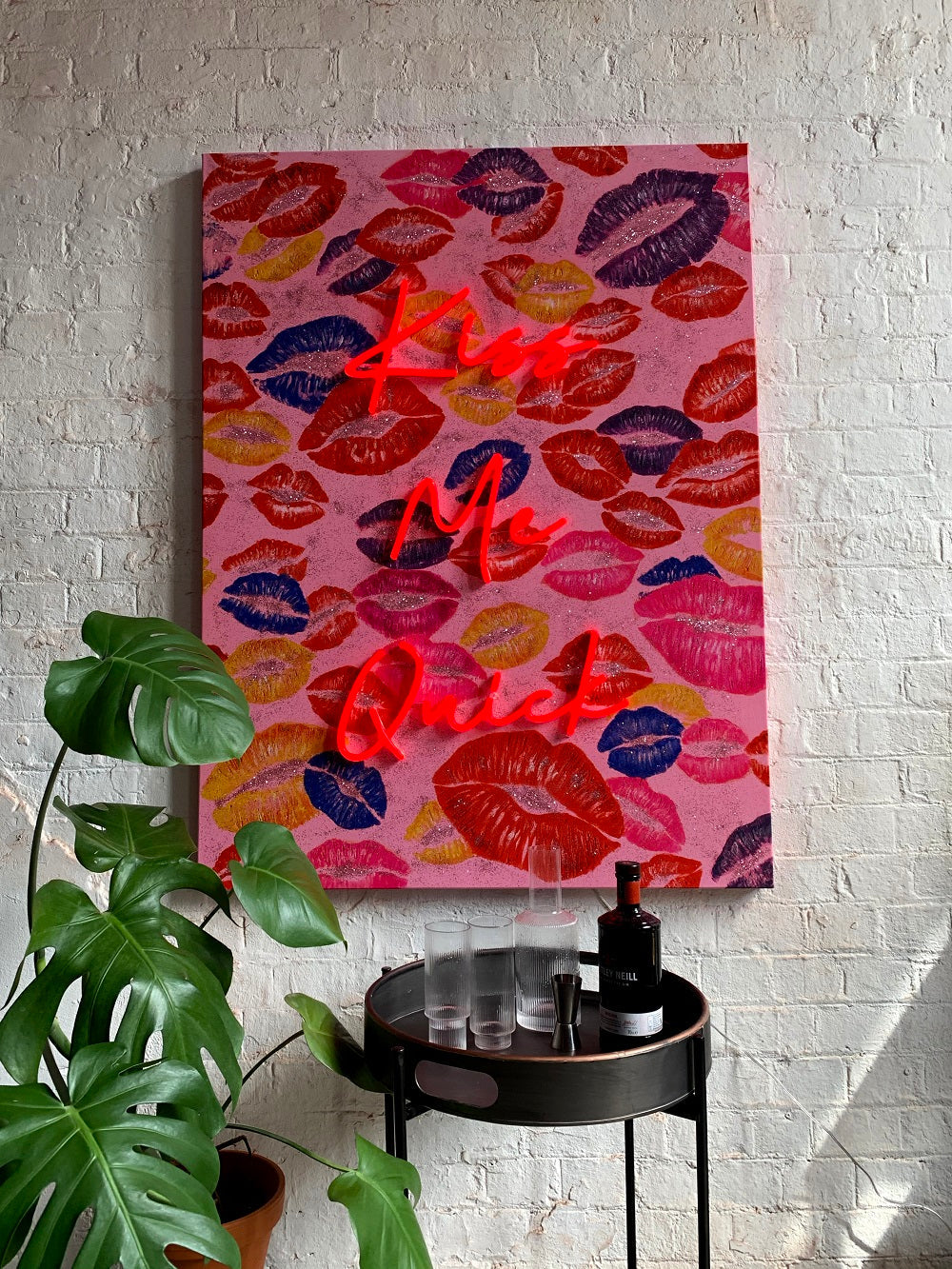 'Kiss Me Quick' Wall Artwork with LED Neon - STANDARD