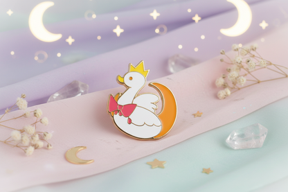 White Moon Duck Pin