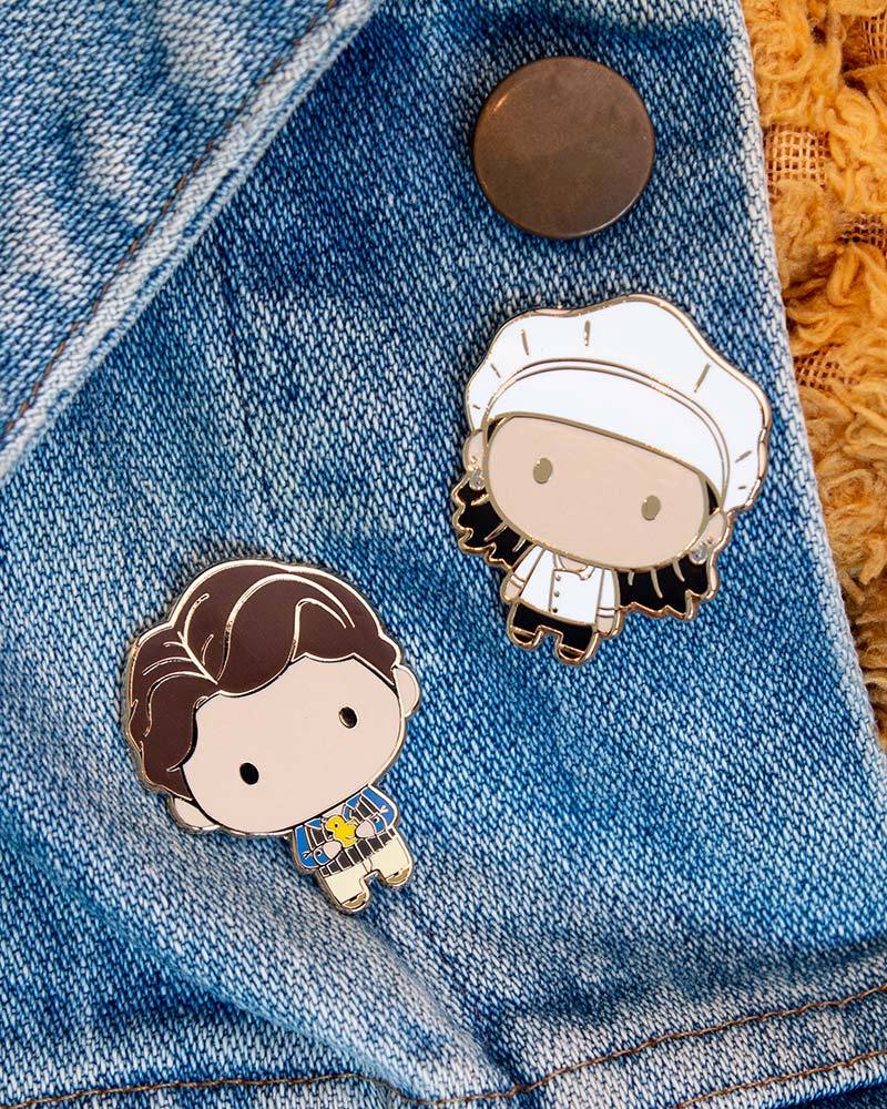 FRIENDS Pin Set 1.2 - Monica &amp; Chandler