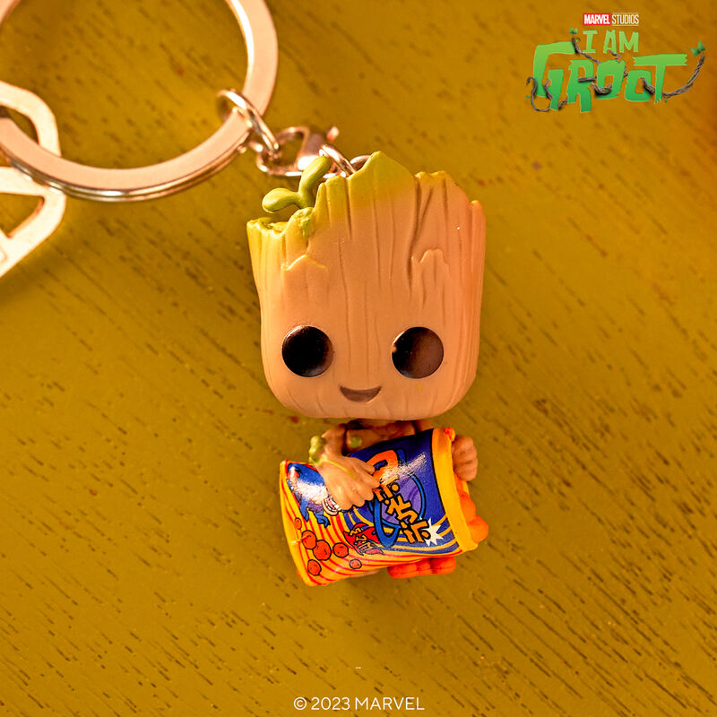 Pop! Keychain Groot avec Cheese Puffs