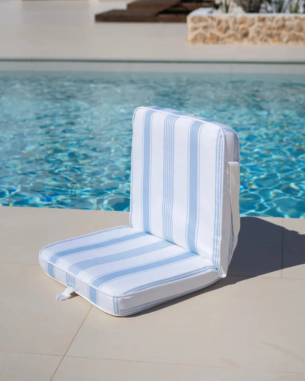 Premium Adjustable Folding Beach Backrest – TULUM