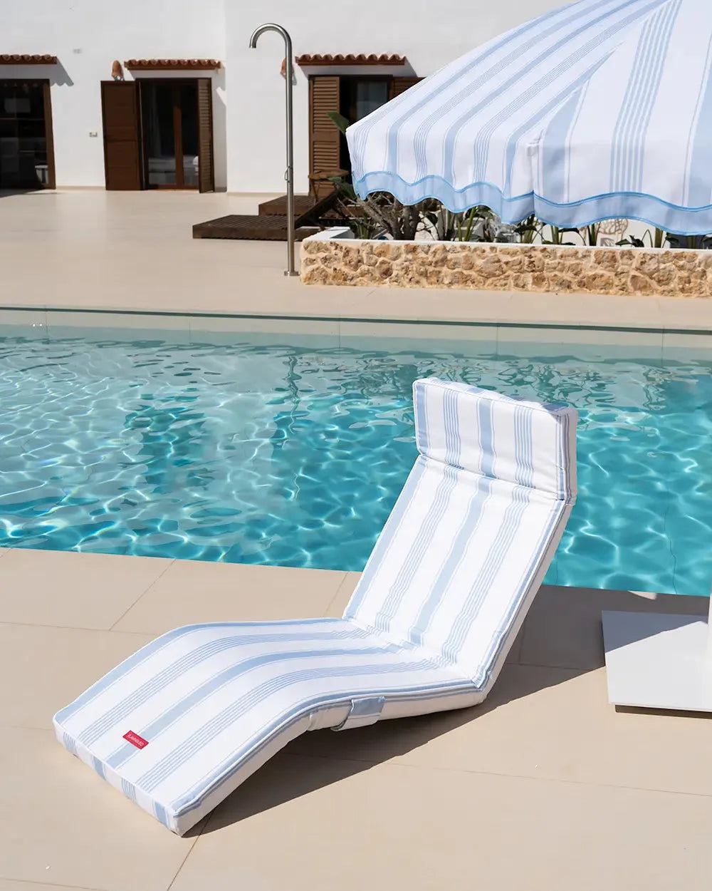 CALYPSO – Premium Adjustable Folding Beach Lounger