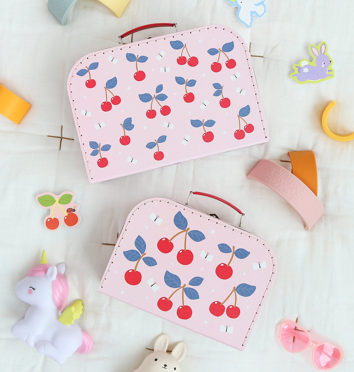 Set de 2 valises enfant - Cerises – vue 7 – A Little Lovely Company