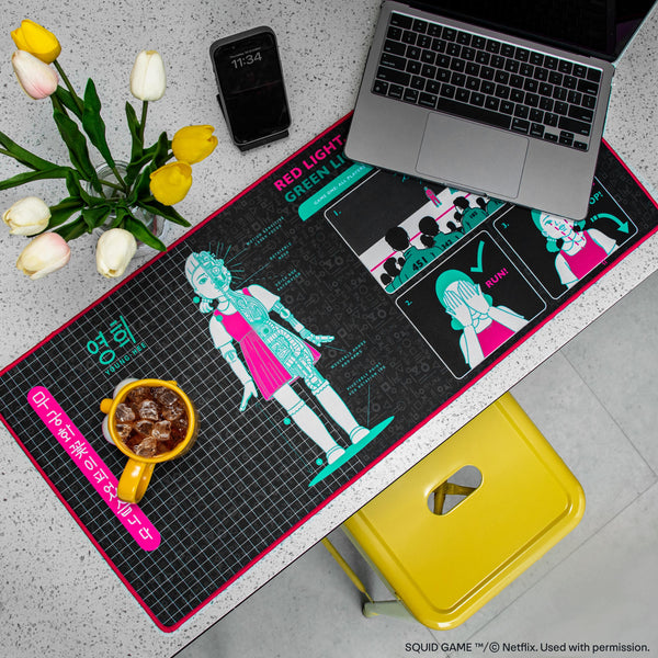 Young-hee Desk Mat